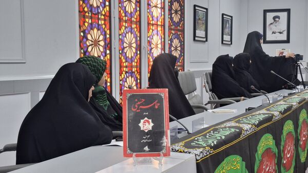 اختتامیه‌ دوره کتابخوانی «نجاح» در کتابخانه مرکزی استان قم
