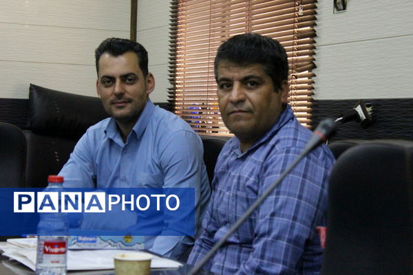 نشست تخصصی کارشناسان سواد آموزی استان بوشهر