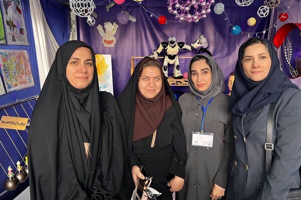 پژوهش‌سرای کاوش کهریزک، کانون توجه نخستین روز نمایشگاه دستاوردهای دانش‌آموزی استان