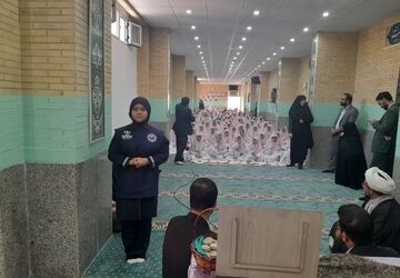 گلبانگ توحید در آغاز مهر؛ نماز جماعت به یاد شهدا و دانش‌آموزان شهید