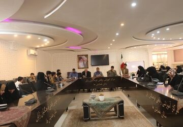 دیدار مدیر‌سازمان دانش آموزی استان با دانش‌آموز خبرنگاران قطب سیستان 