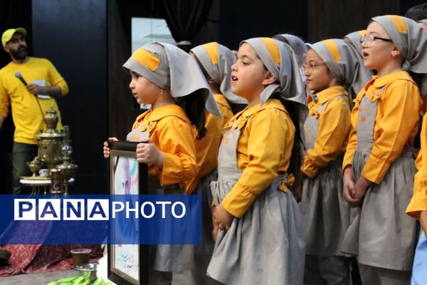 جشنواره هویت ملی اسلامی کودکستان‌های شهرستان گرمه