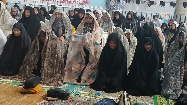 اقامه نماز جمعه همزمان با روز خبرنگار