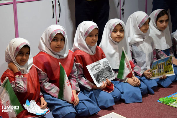 نشست منطقه‌ای مدیران مدارس خیرساز در مدرسه شاهد امام سجاد(ع)