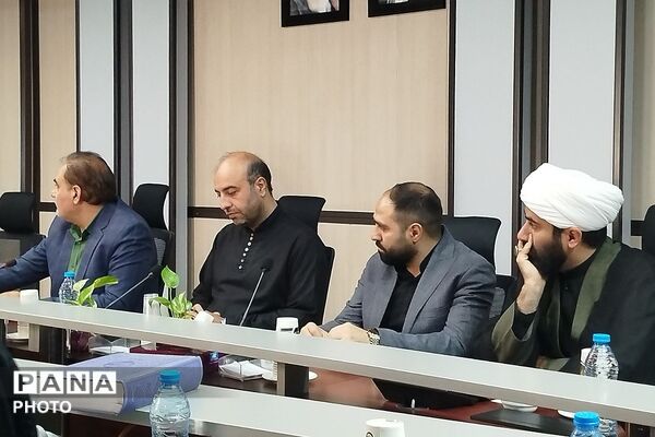 جلسه کارگروه توسعه آموزش عمومی قرآن شهرستانهای استان تهران