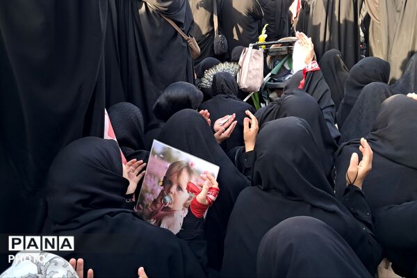تهران، میعادگاه وداع یک ملت با پدر امت
