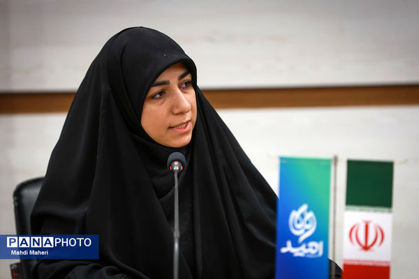 سومین نشست تخصصی هنر و اندیشه «امیدا»