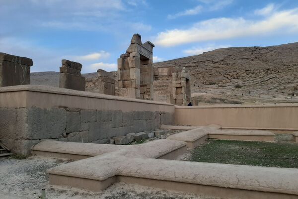 تخت جمشید نمادی از شکوه و عظمت در ایران باستان