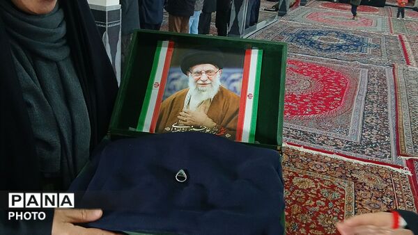 شریف آباد مشرف به یادگاری رهبر