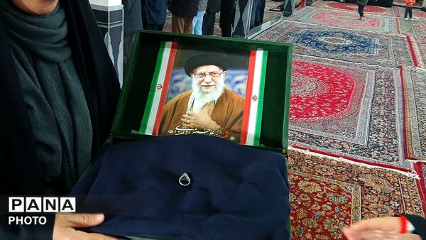 شریف آباد مشرف به یادگاری رهبر