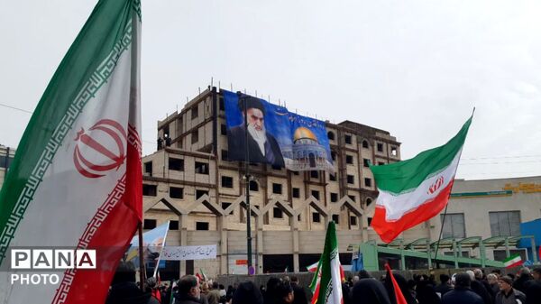 خروش مردمان مشهدی در راهپیمایی حماسی روز قدس 