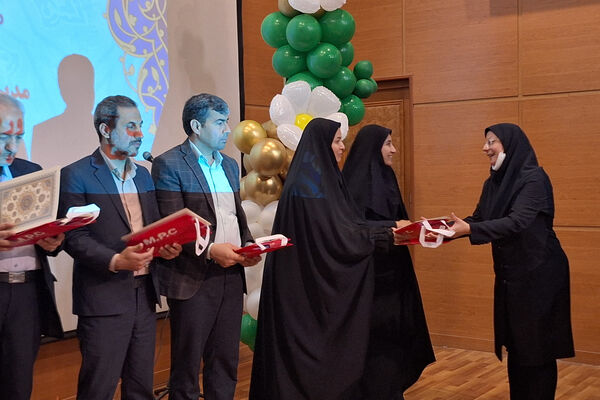 گردهمایی معاونان و مربیان پرورشی و جشن سپاس مربی ناحیه یک شیراز