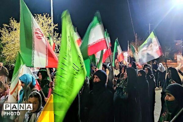 مقاومت در خیابان‌های شهر بار ادامه دارد