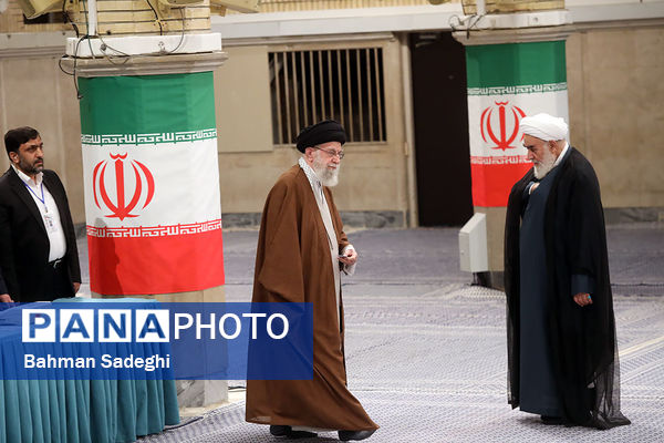 حضور رهبر معظم انقلاب در رای گیری مرحله‌ دوم انتخابات مجلس
