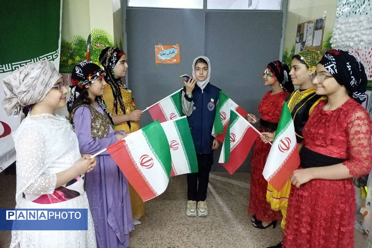 نمایشگاه فرهنگی_هنری و جشن ایرانمون در دبستان شهید آقچه‌لو رباط‌کریم