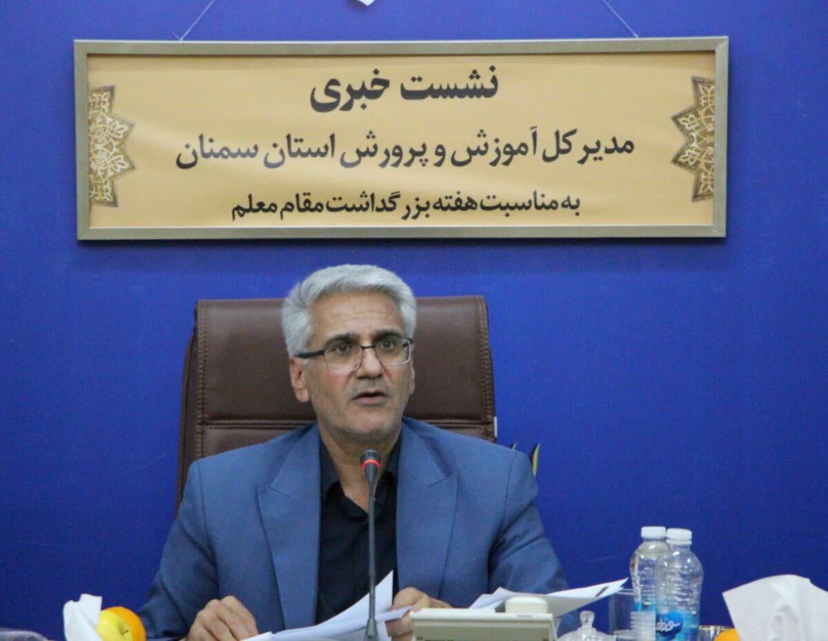 معلم، ماندگارترین واژه در هستی است