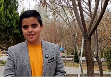 زردی من از تو، سرخی تو از من