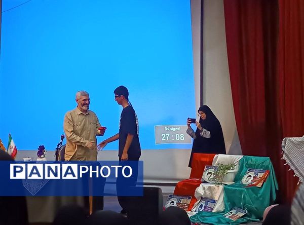 آغاز دوره «یاوران ولایت ۱۴۰۴» روز دوم در فرهنگسرای ولاء شهرری