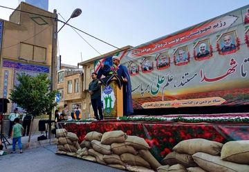 پیاده‌روی بزرگ به‌مناسبت گرامیداشت شهدای غدیر در کامیاران 