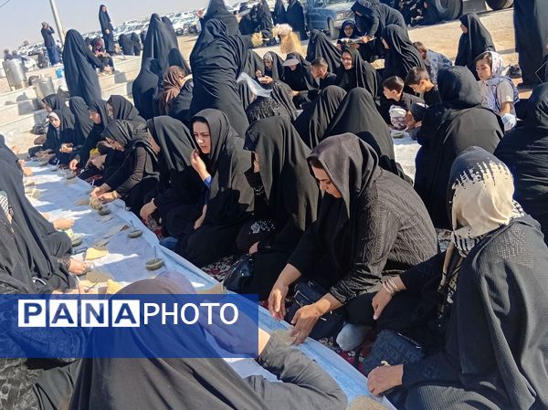 برگزاری مراسم پرفیض دعای ندبه در تپه نورالشهدا شهر نقنه