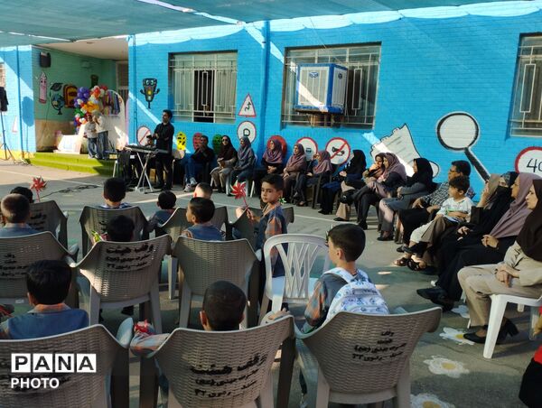 برگزاری جشن شکوفه ها در دبستان امامت ناحیه دو