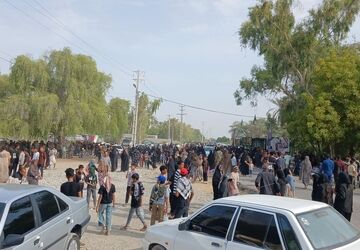 حماسه حضور جاماندگان اربعین در میناب
