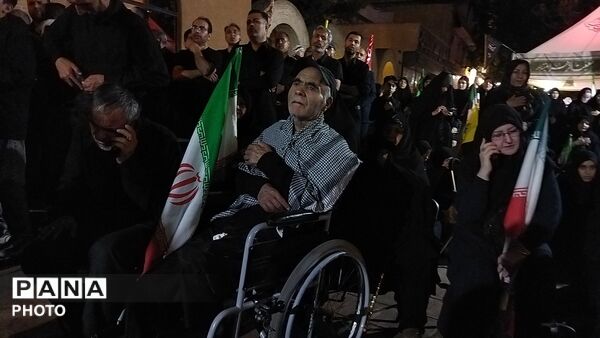 شب تاسوعا در بلوار فضل نیشابور 