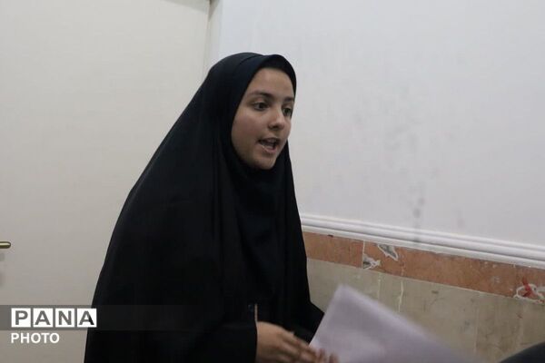 طنین چهل و چهارمین شور رقابت قرآنی در قلب‌های دانش‌آموزان قرچکی