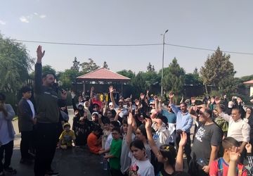 برگزاری همایش پیاده‌روی خانوادگی در قالب طرح پویا ،شهر پویا در ملارد 