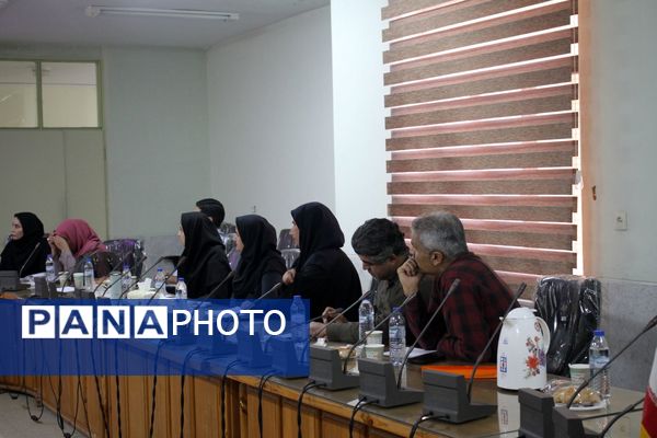 دوره آموزشی مدرسین میانی (نماد) در هرمزگان