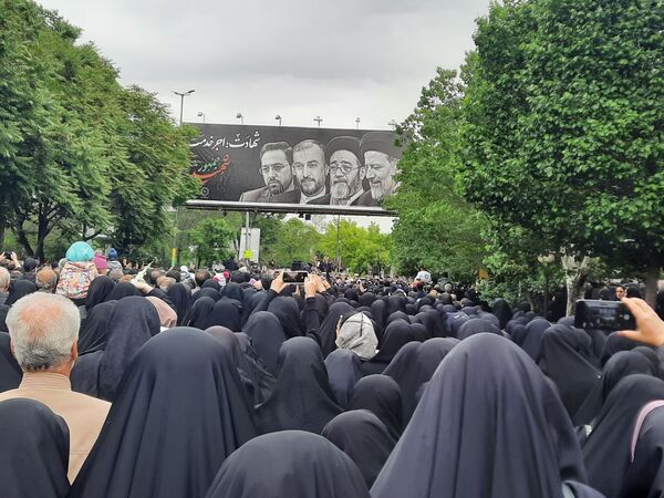 مراسم تشییع شهدای خدمت در تبریز 