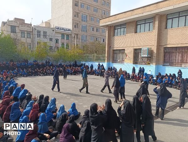 افتتاح المپیاد درون مدرسه ای دبیرستان نبوت  