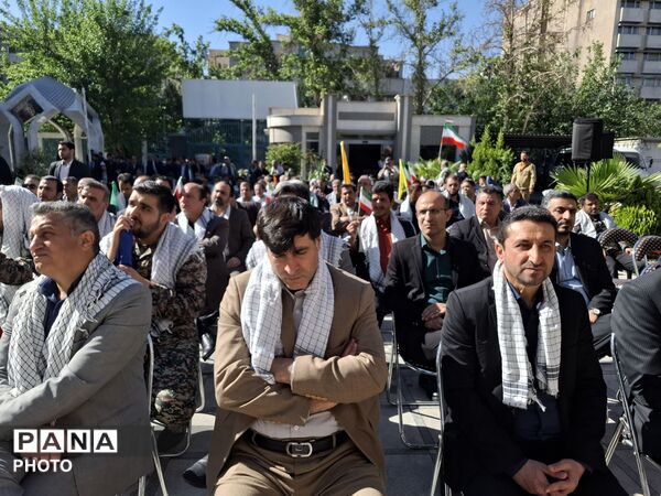 طنین یاد فاتحان خرمشهر در میان فرهنگیان
