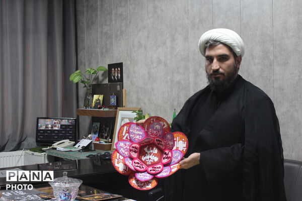 اجرای طرح مهربان‌تر از مادردر مدرسه شهدای معلم