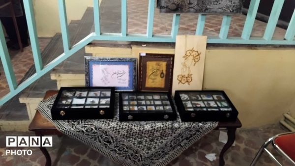 برپایی نمایشگاه بانوان مقاومت، ستون های استقامت با موضوع «نقش زنان در دفاع مقدس»
