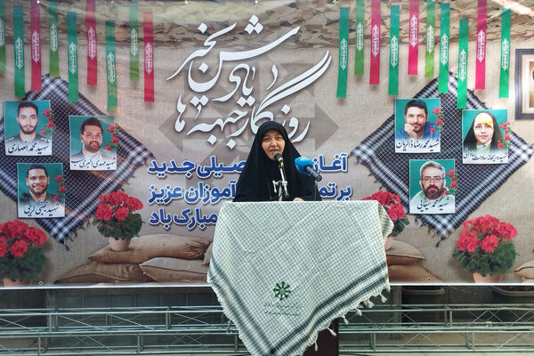 دو ویژگی اصلی ملت ایران «عشق به خرد و دانایی» و «پایبندی به عدالت» است