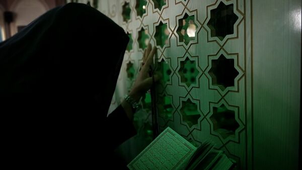 سفر دختران به سرزمین راز و نیاز؛ بازخوانی حماسه در قامت میراث‌داران نور