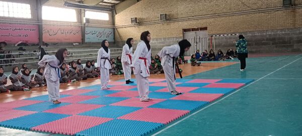 برگزاری المپیاد ورزشی در کبودرآهنگ با تأکید بر تلاش علمی و هوشیاری دانش‌آموزان