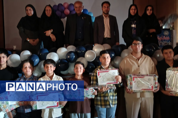 مراسم تجلیل از مقام‌آوران المپیاد رویش ناحیه 4 شیراز