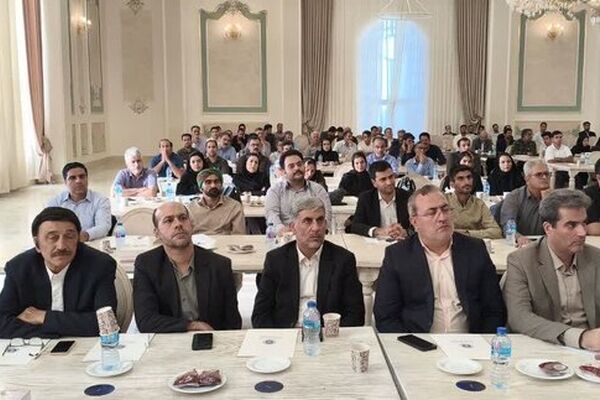 مشاور رئیس جمهور: درآمد ناکافی ریشه اصلی مهاجرت روستاییان است