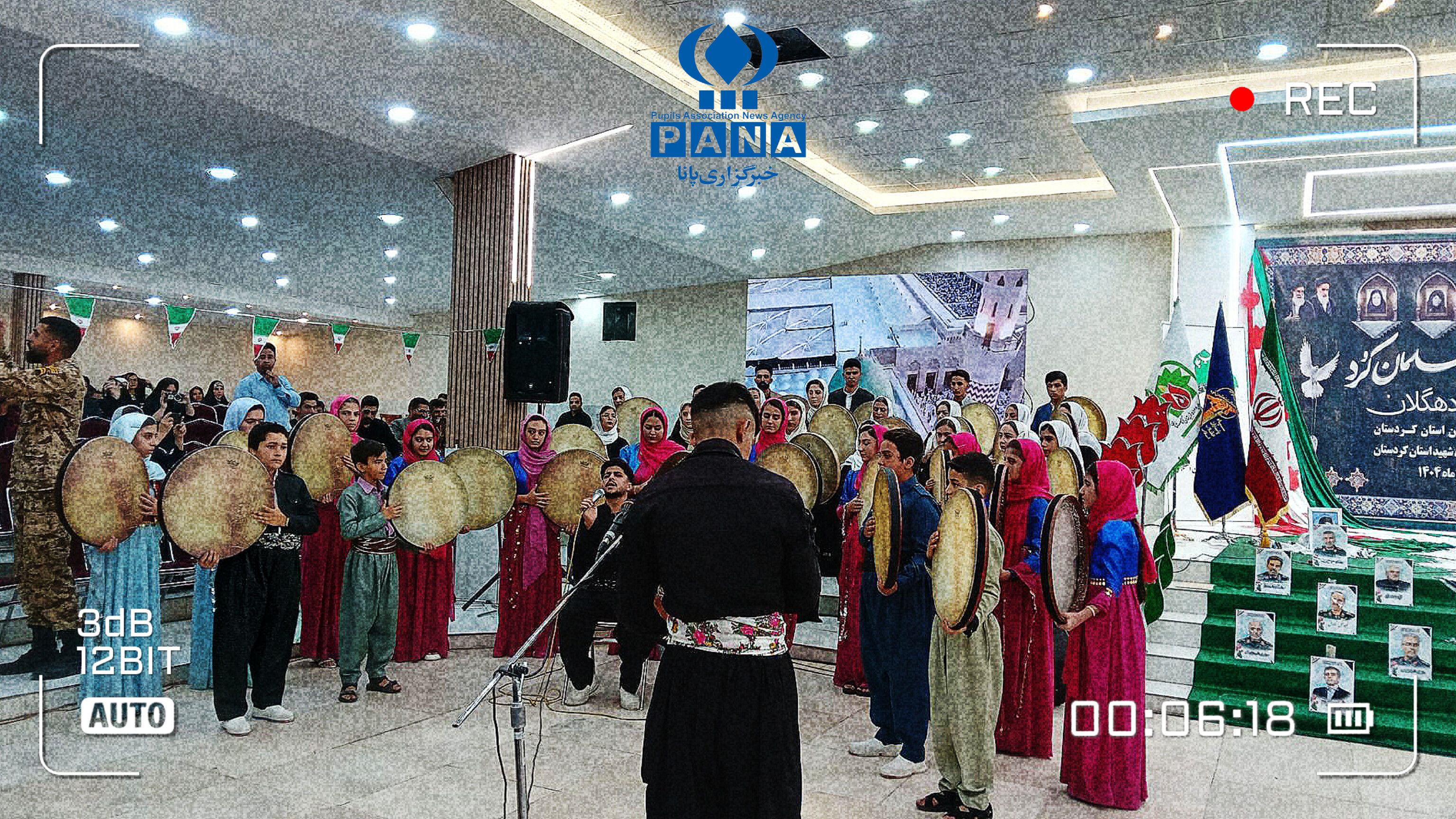 گروه دف‌نوازی کانون شهید مطهری و شهیده سمیه با اجراهای هنری درخشان در سطح استان می‌درخشد