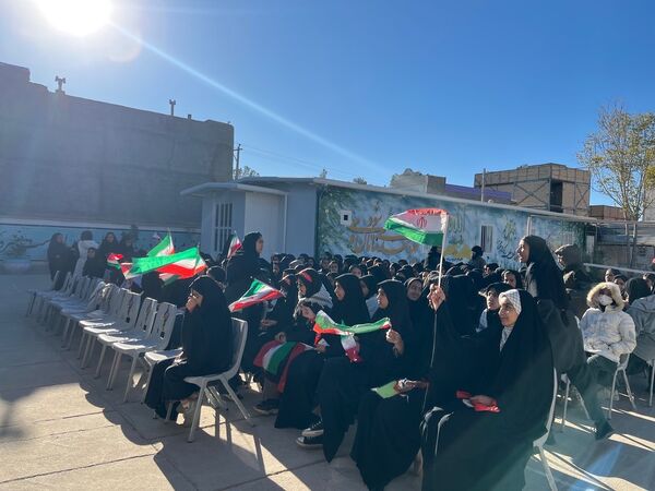  عزاداری به مناسبت دهه فاطمیه در مدرسه شهید محمدی پور خلیل آباد 