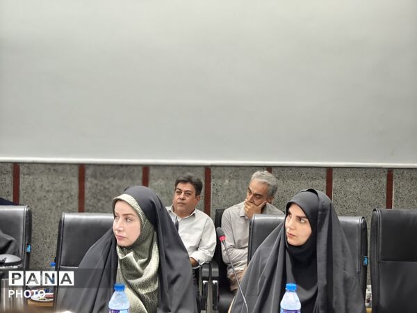 نشست معاون پرورشی و فرهنگی وزارت با مدیران آموزش‌وپرورش استان کرمانشاه