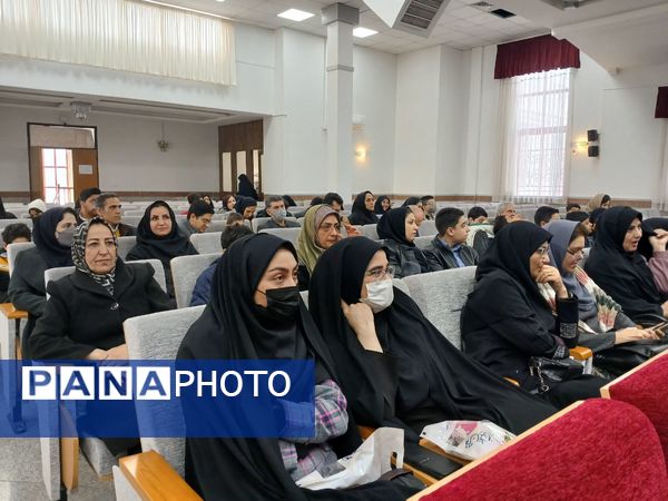 آیین تکریم و تجلیل از پژوهشگران برتر ناحیه۶