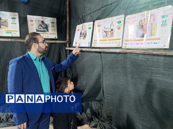 نمایشگاه دستاوردهای انقلاب دانش‌آموزان صدرا در ابرکوه