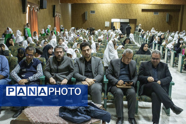 اجرای نمایش حدیث کساء و تشییع نمادین حضرت زهرا(س) توسط دانش آموزان دبستان حضرت زینب(س) 