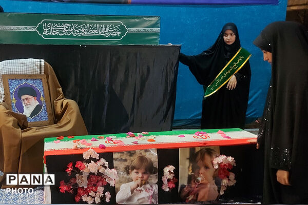 هم‌نوایی با تهران؛ آیین وداع آباده‌ای‌ها با رهبر شهید