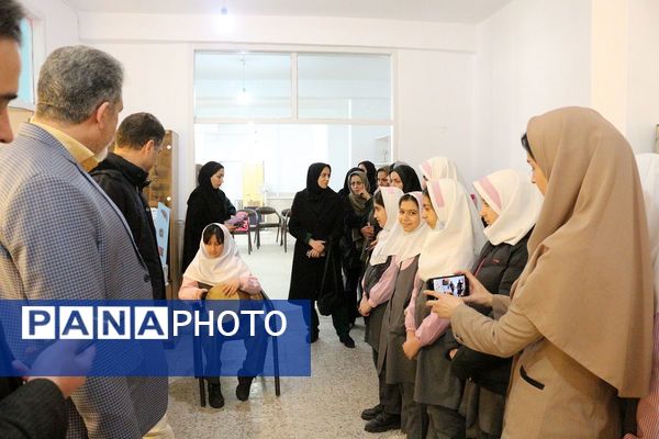 گام بلند فیروزکوه در مسیر علم؛ نمایشگاه جابربن‌حیان در پژوهش‌سرای شهدای هسته‌ای