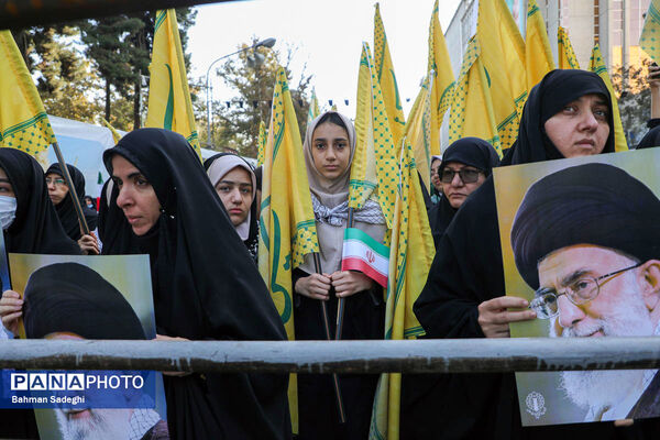 راهپیمایی گرامیداشت روز ۱۳ آبان - تهران