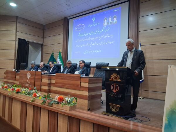 نشست کنشگران فرهنگی ،اجتماعی و سیاسی شهرستان کاشمر کاشمر